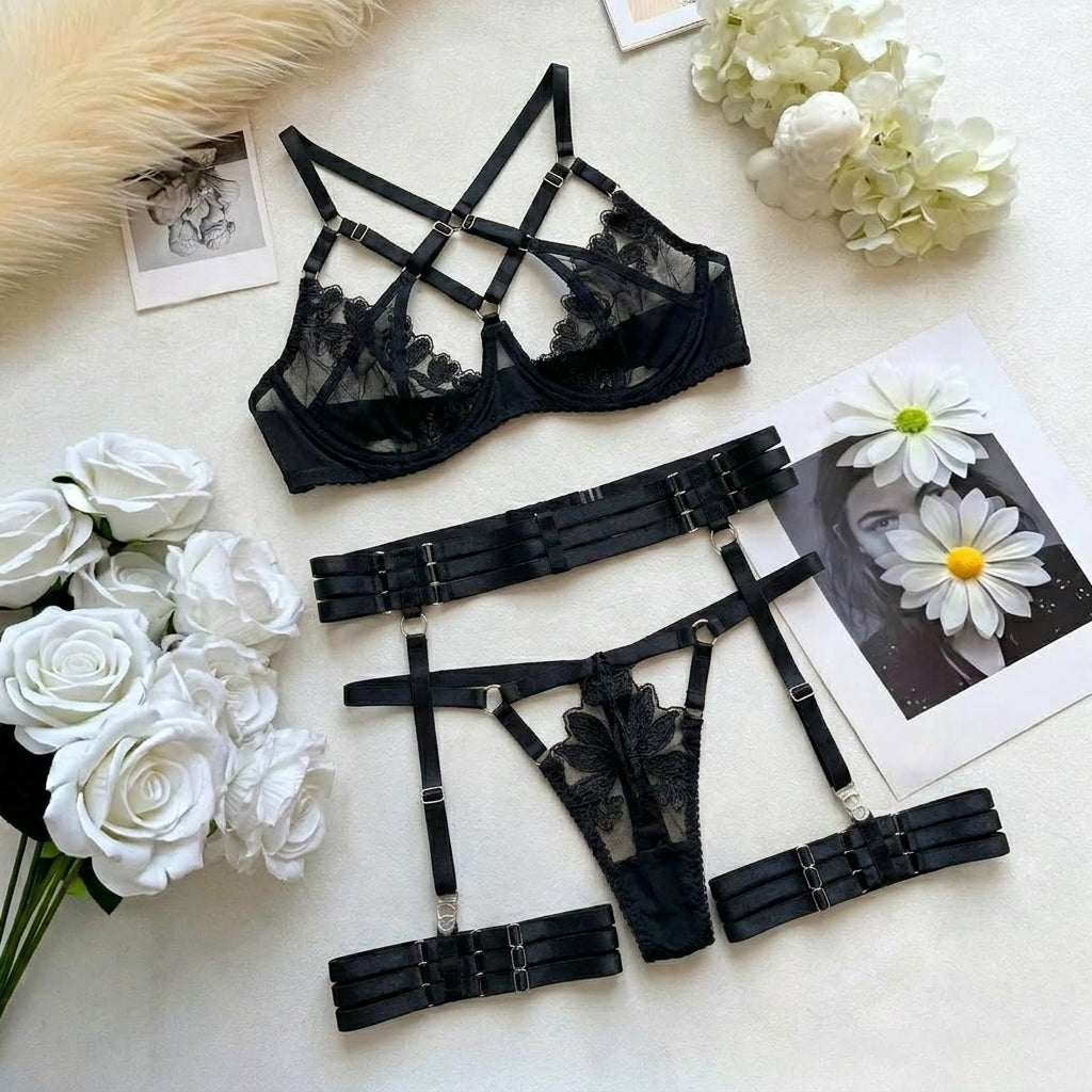 Strappy Floral Harness Set